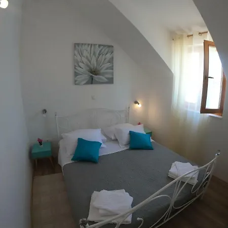 Apartment Vesna Primosten Exterior photo