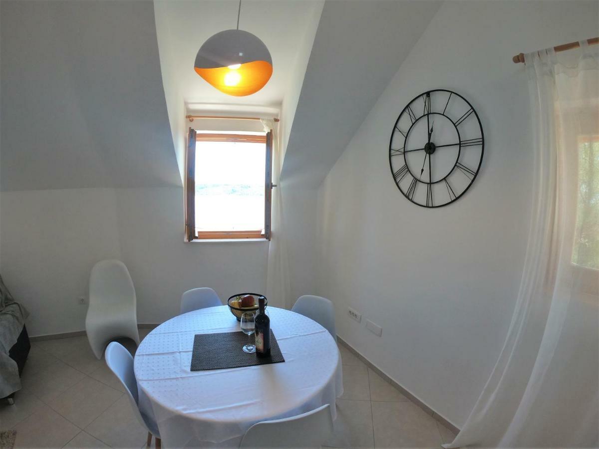 Apartma Vesna *
